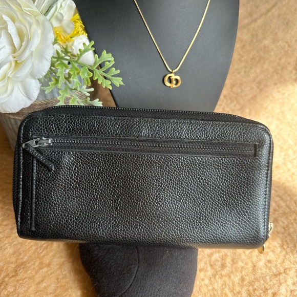 Authentic Chanel Wallet - Picture 11 of 17